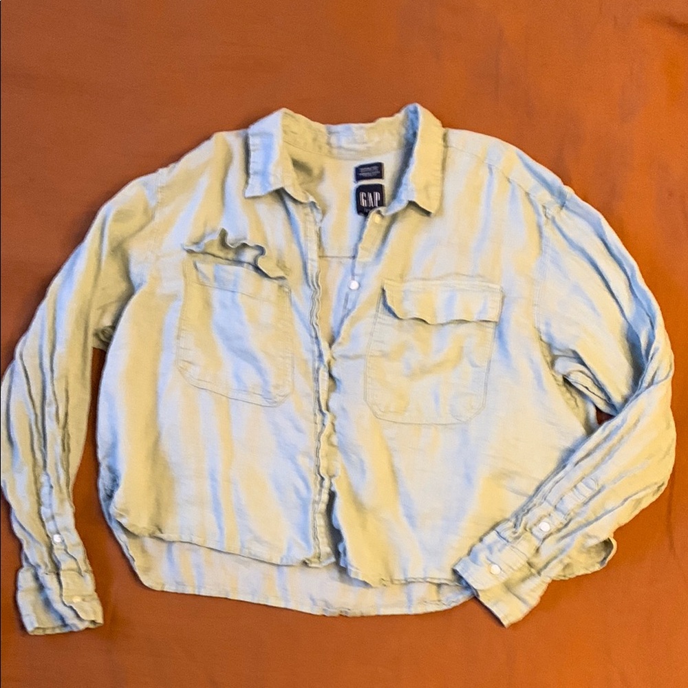 Gap cropped linen shirt